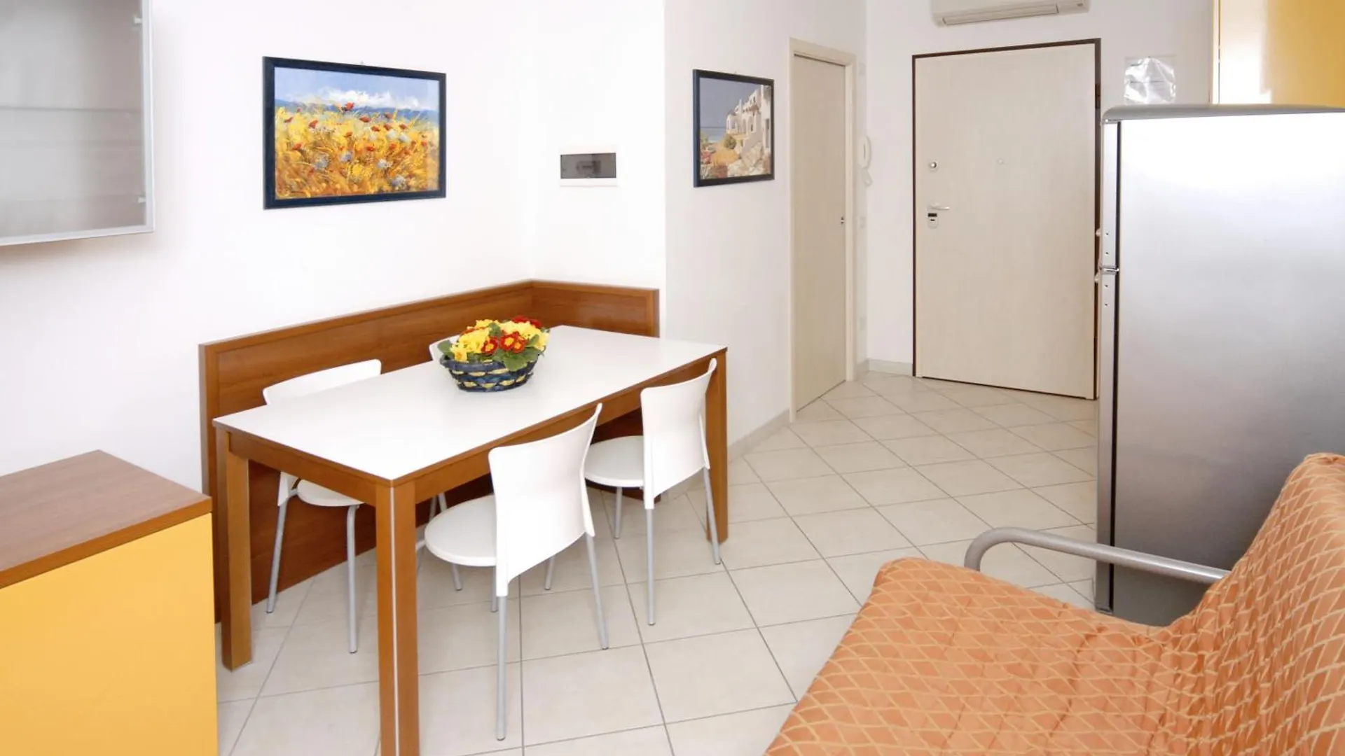 Discover Tranquility In Our Cozy Flat - Beahost Bibione Apartment