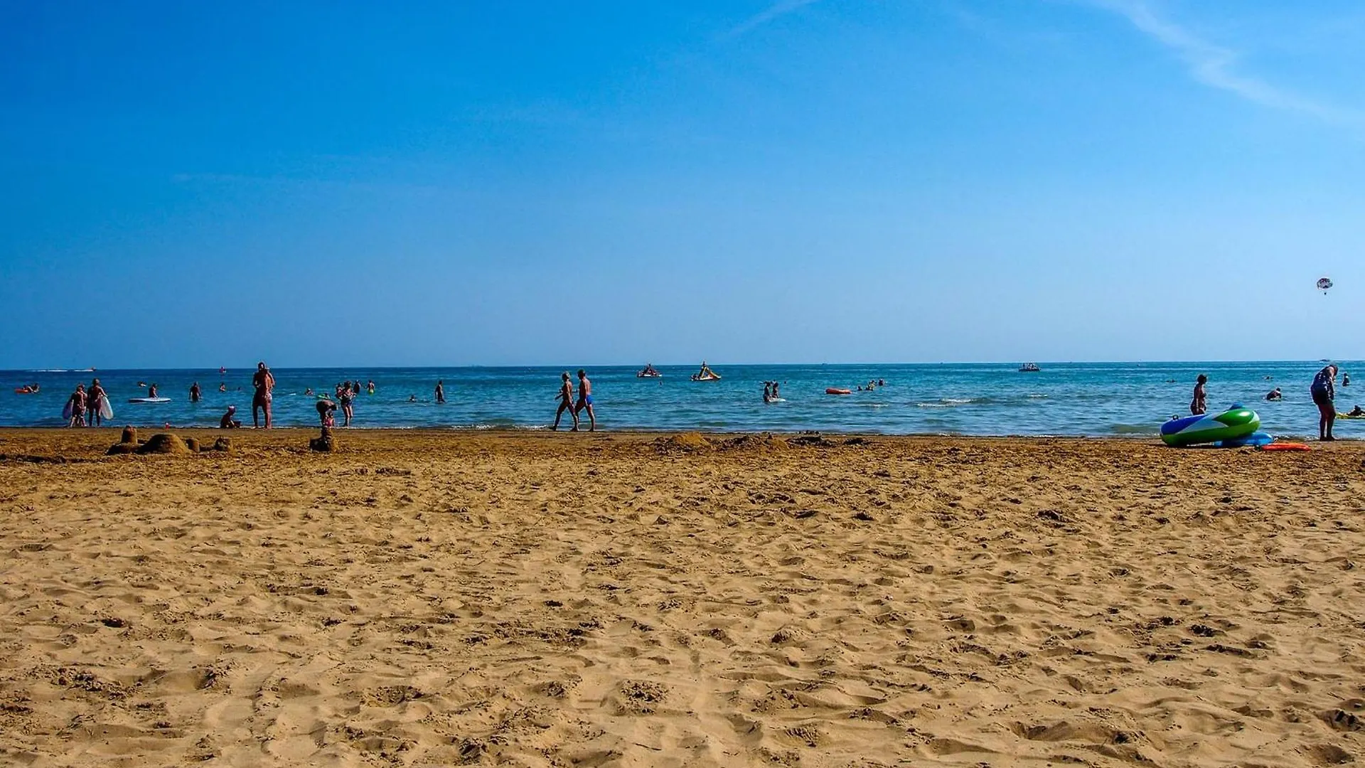 Discover Tranquility In Our Cozy Flat - Beahost Bibione Apartment