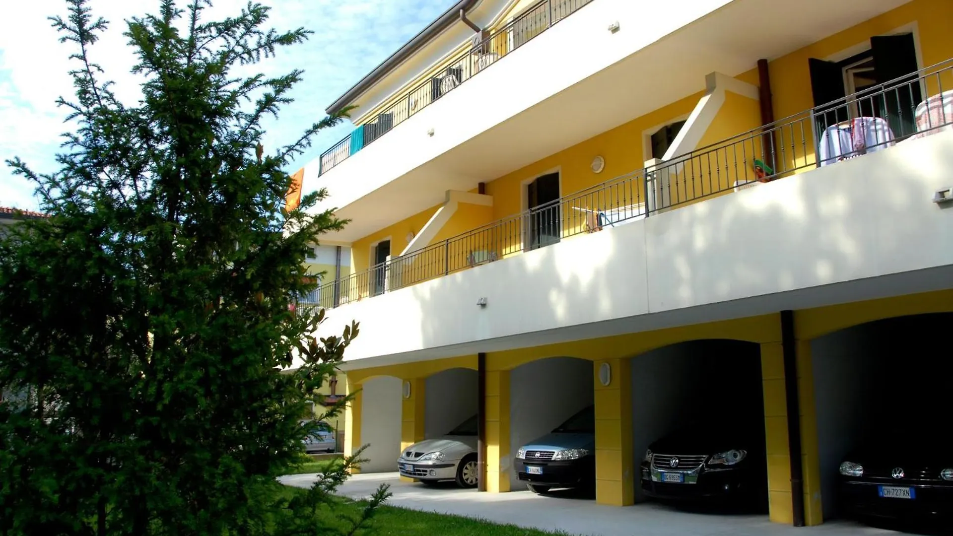 Apartment Discover Tranquility In Our Cozy Flat - Beahost Bibione